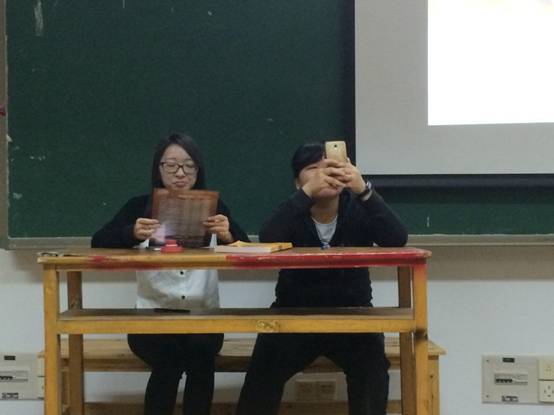 《朋友圈的故事》
